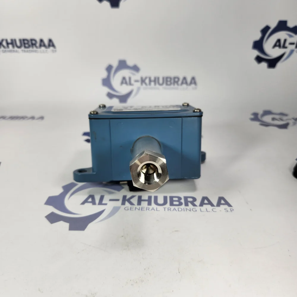 UE J6-364 PRESSURE SWITCH - Image 3
