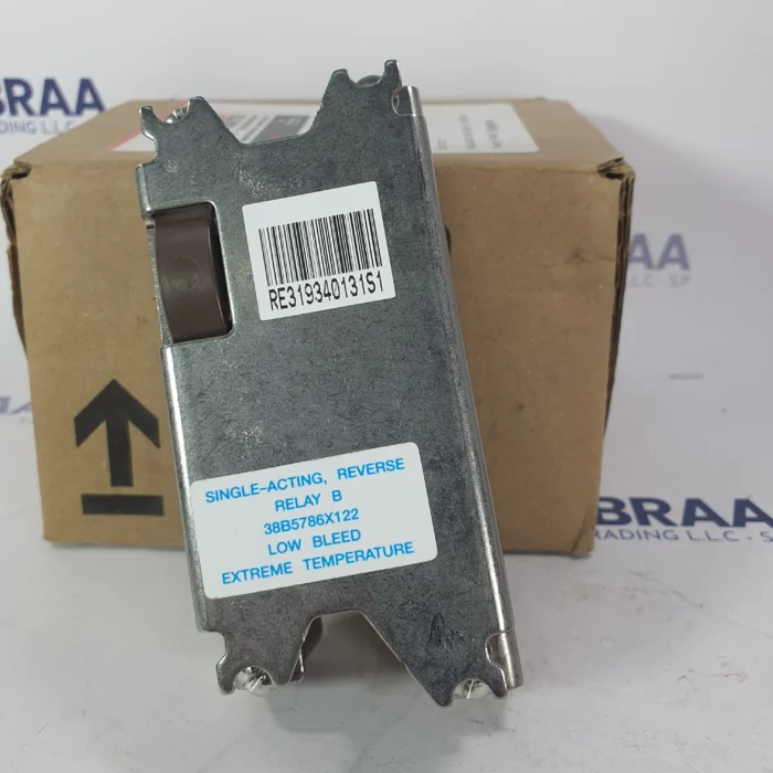 FISHER 38B5786X122 Single Acting, Reverse Relay B, Low Bleed, Extreme Temperature